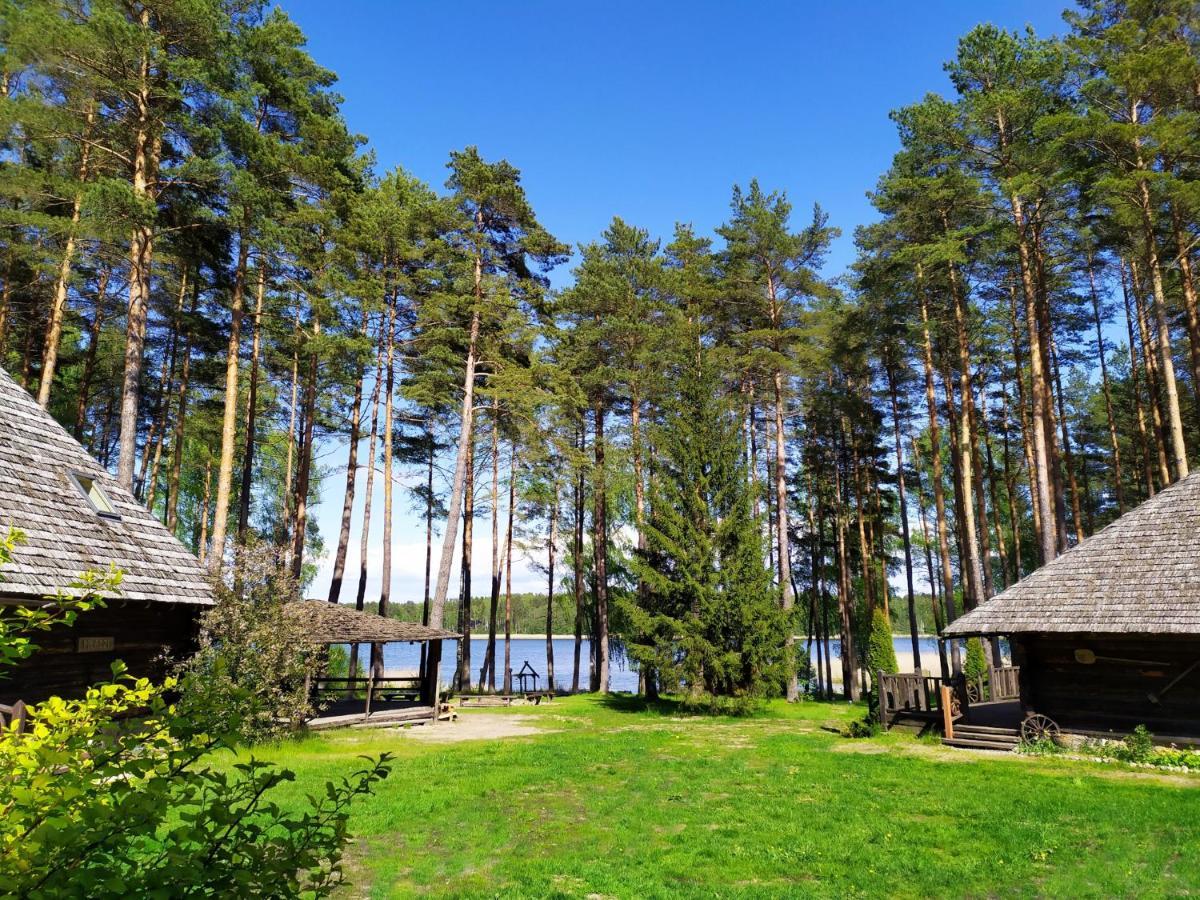 Gungas Hotell Ādaži Exteriör bild