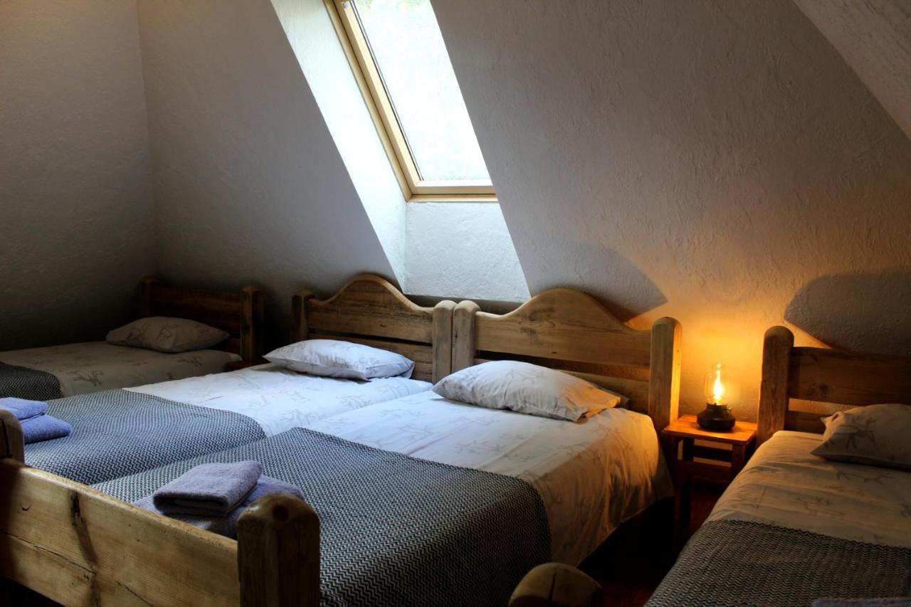 Gungas Hotell Ādaži Exteriör bild