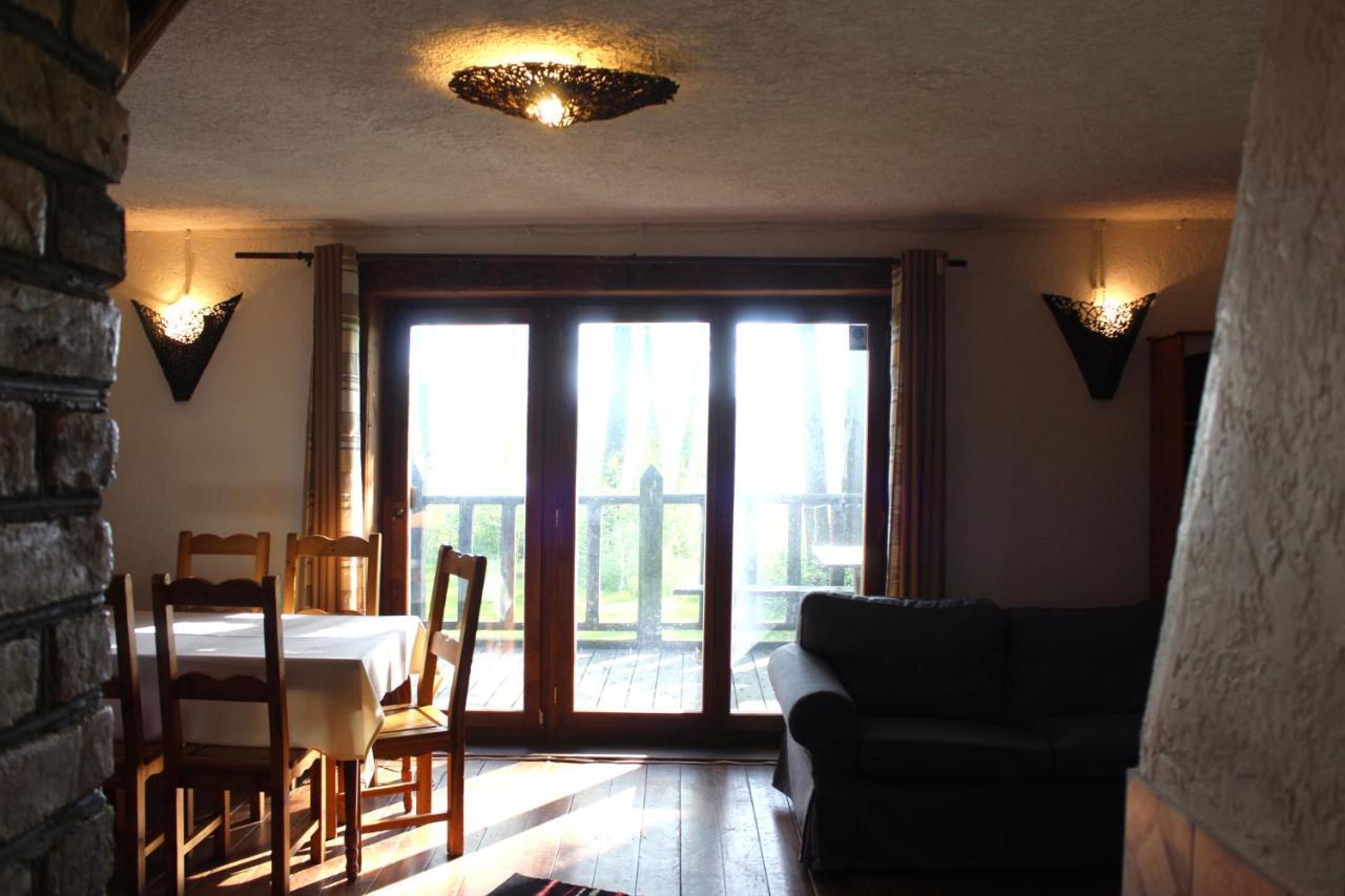 Gungas Hotell Ādaži Exteriör bild