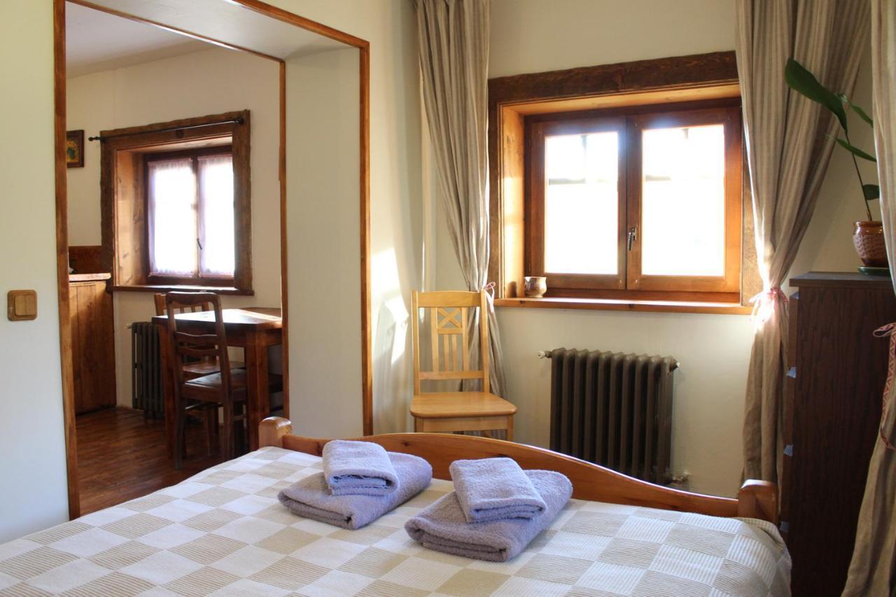 Gungas Hotell Ādaži Exteriör bild