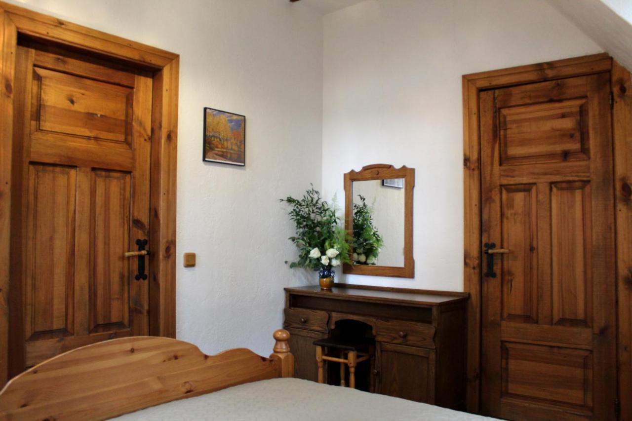 Gungas Hotell Ādaži Exteriör bild