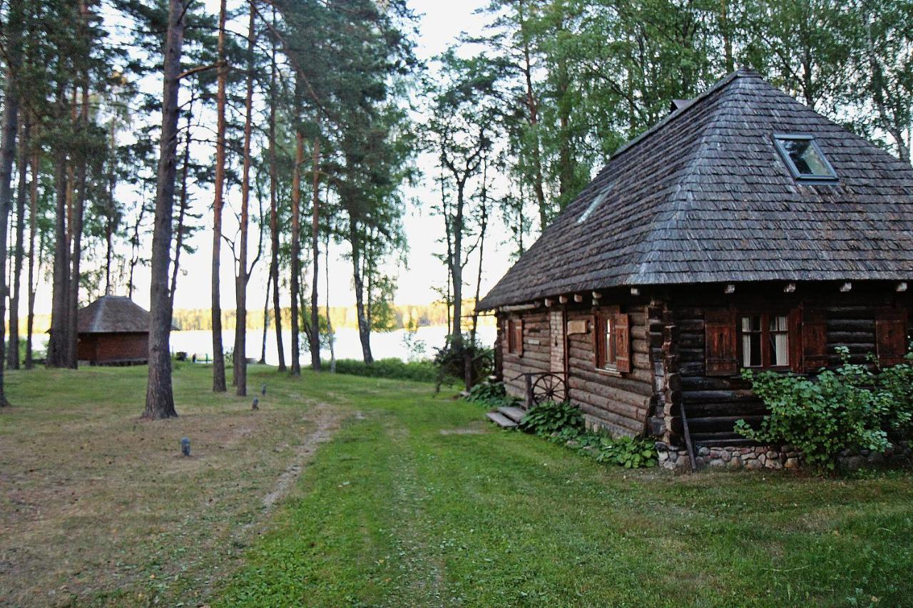 Gungas Hotell Ādaži Exteriör bild